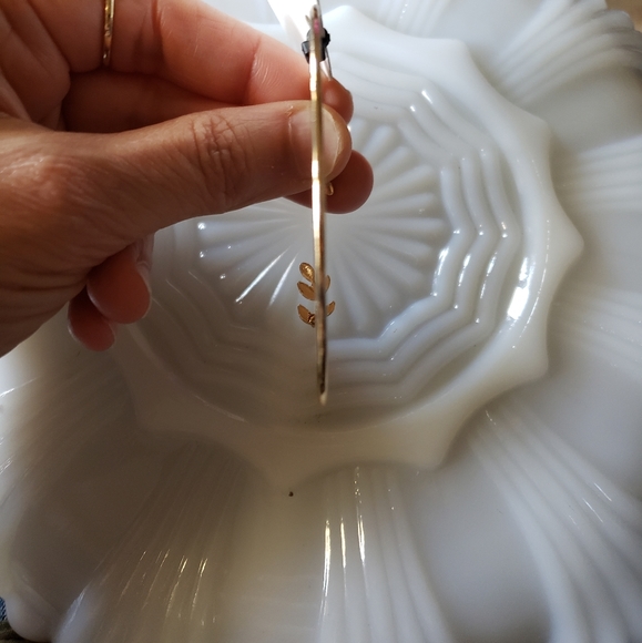 Bijoux By Merra Cuff Bracelet - Picture 4 of 4